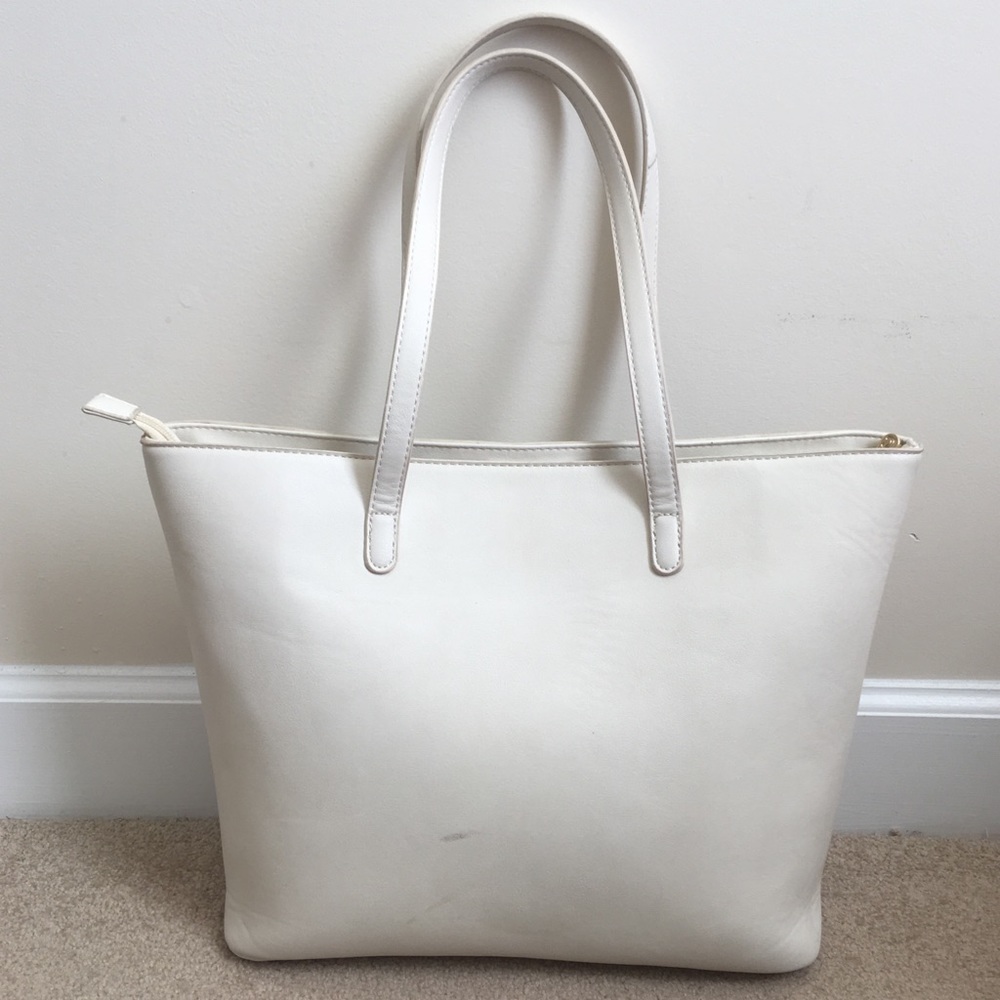 ‼️SOLD‼️ CHARMING CHARLIE Cream Floral Tote Bag - Picture 5 of 6